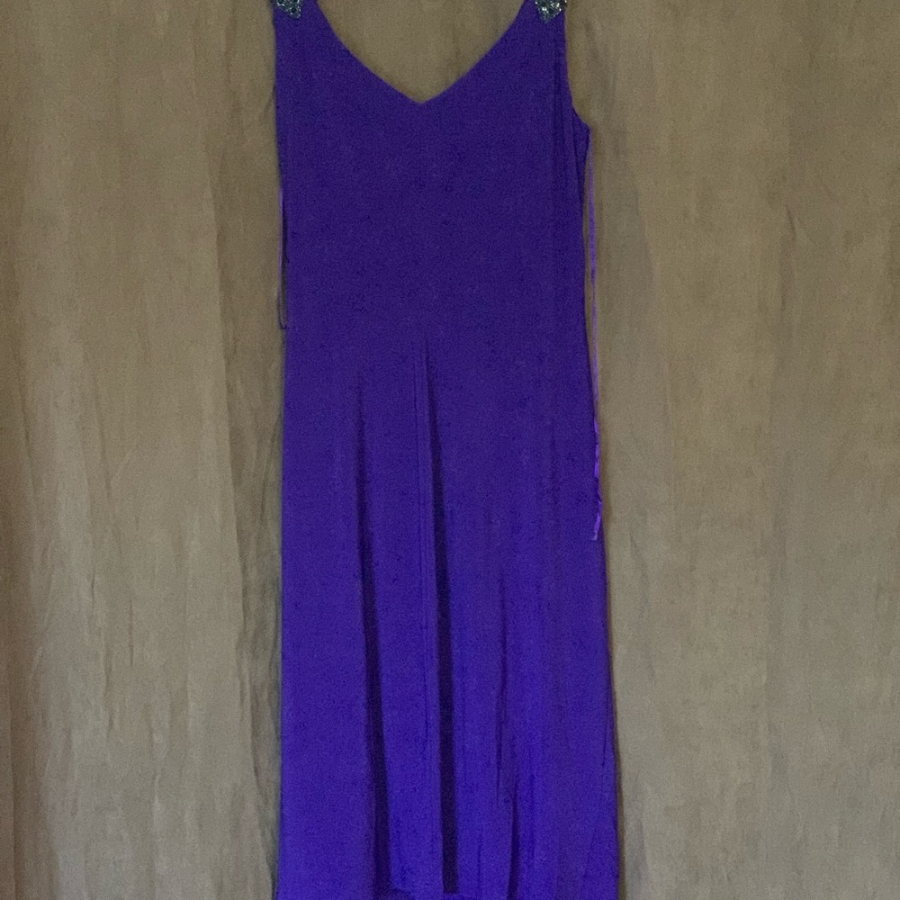 Dress - Picture 4 of 5